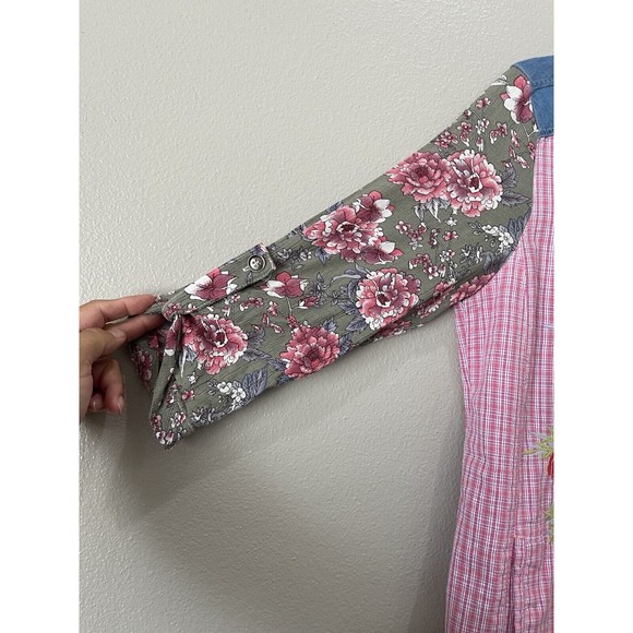 Calessa Woman's Plaid Floral Embroidered Tunic Button Top Roll Tab Size Medium - Picture 4 of 8